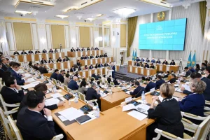 politics__sotsiologicheskiy-analiz-vyyavil-vysokiy-uroven-podderzhki-konstitutsionnyh-initsiativ-sredi-kazahstantsev